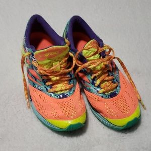 SALE*** Like NEW Asics